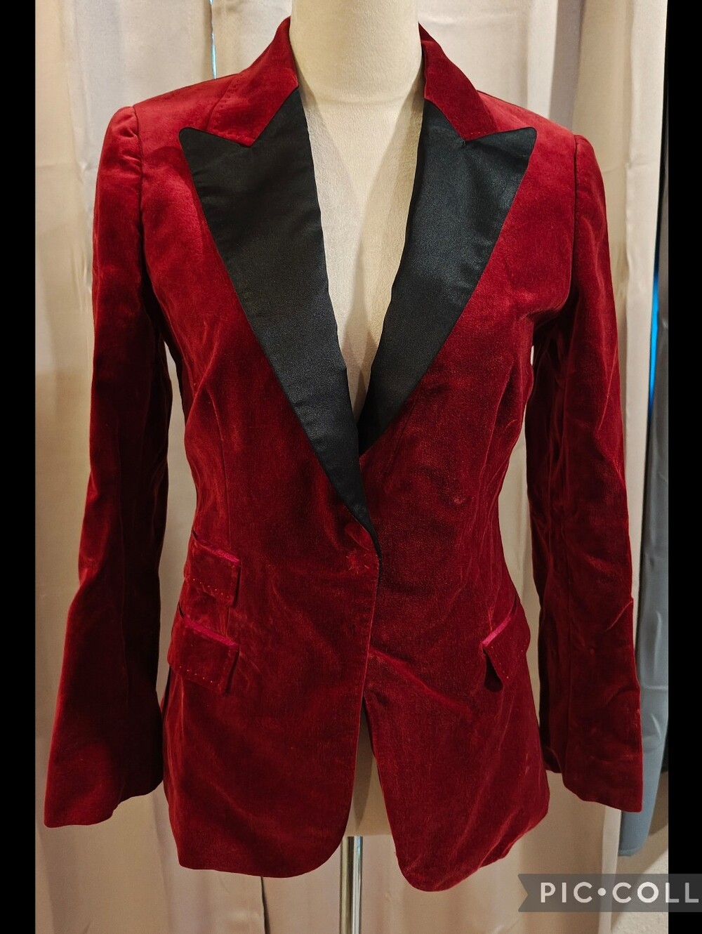 🍷STUNNING Movie/TV Wardrobe Piece Elie Tahari Velvet Tuxedo Blazer Jacket🍷